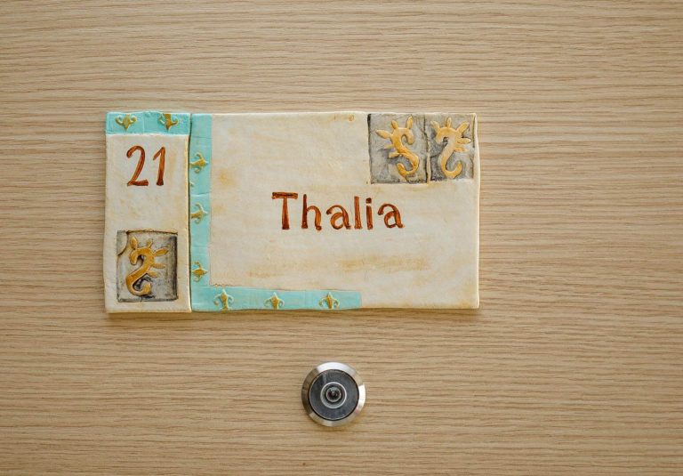 21 Thalia Balcony Studio Apartment
