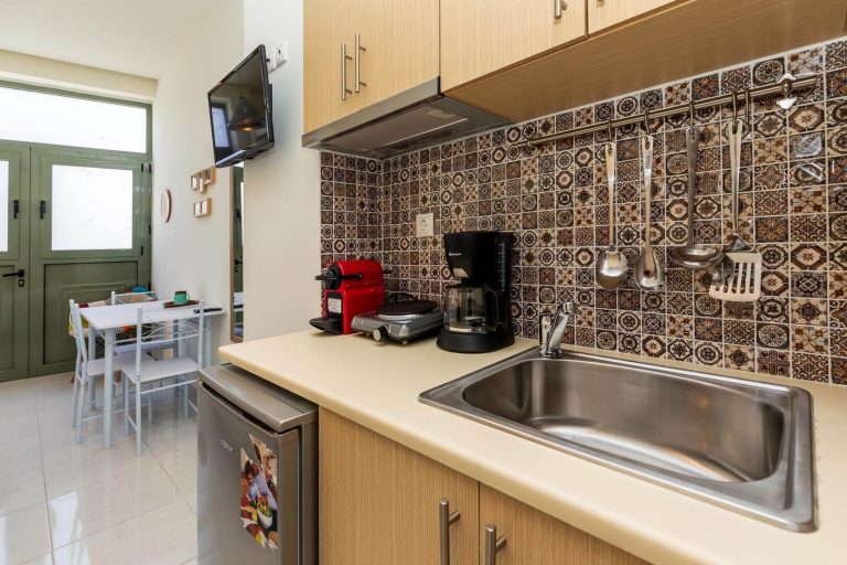 01 Trepsichore Ground level studio