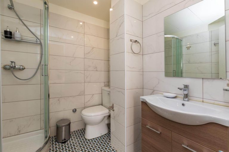 22 Melpomene Balcony Studio Apartment