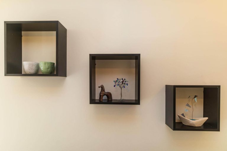 22 Melpomene Balcony Studio Apartment